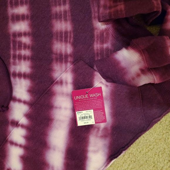 Womens cropped boxy purple tie-dye hoodie size S - Picture 7 of 8